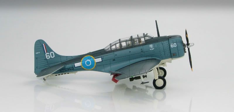 Hobby Master 172 SBD 5 Dauntless 25 SQ RNZAF HA016​6  