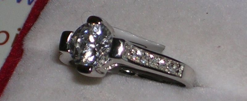 Genuine Briolite 6mm Round Cut Anniversary Ring  