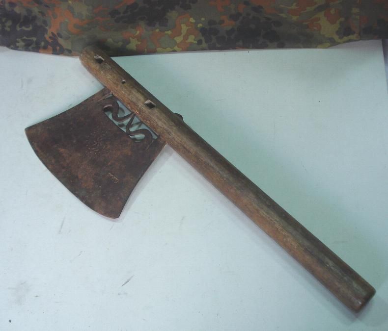 1600s ANTIQUE OTTOMAN EMPIRE ISLAMIC BATTLE AXE   RARE  