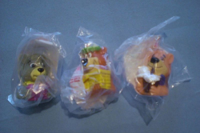 Arbys 1994 Yogi Bear Squirters Complete Set of 3 MIP  