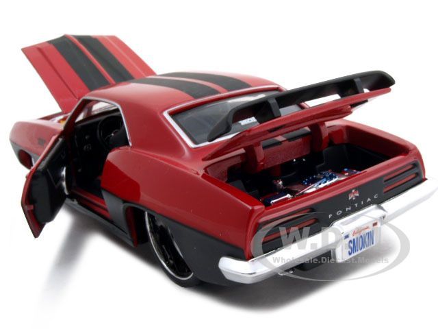 1969 PONTIAC FIREBIRD RED 124 DIECAST MODEL PRO RODZ  