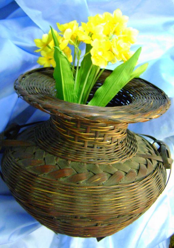   FINE ART FORM OLD BAMBOO BASKETS JAPAN