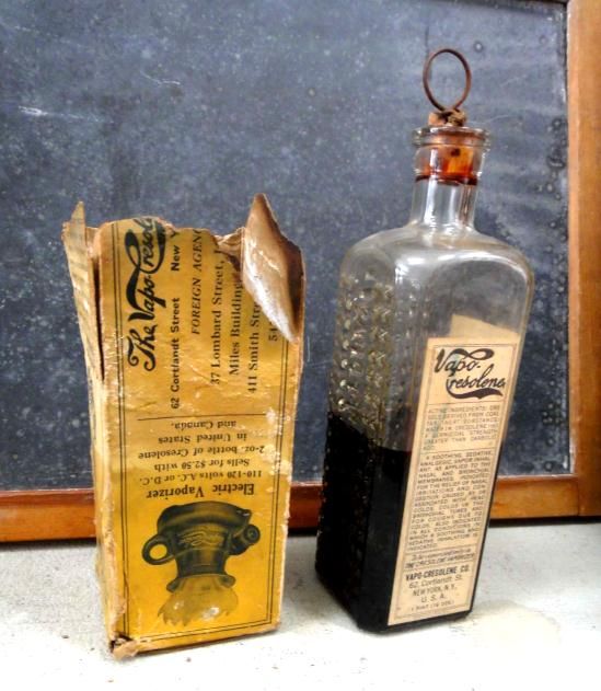 antique RARE ORIG VAPO CRESOLENE BOTTLE w/CONTENTS +partial BOX 