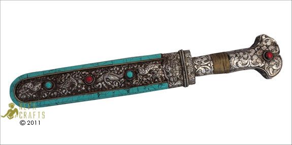   /images/NepaCrafts/Statue%20081111/09.Small Tibetan Knife 01B