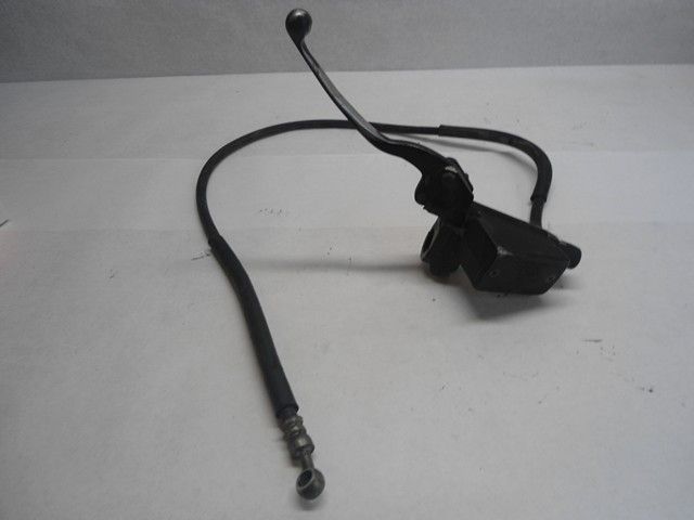 1986 Suzuki GSXR1100 Clutch Master Cylinder   Image 01