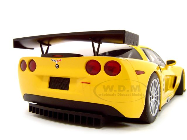 Brand new 118 scale diecast Corvette C6R Plain Body by AUTOart die 