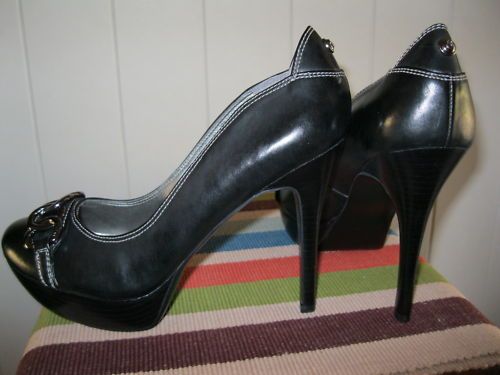 SH325   Guess Black Leather Platform Heels   Sz. 9  