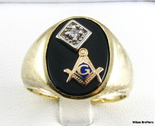   RING   10k Yellow Gold Onyx & Diamond Master Mason Solid Back  