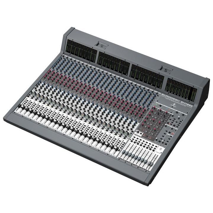 Behringer EURODESK SX4882 Mixer recording in the studio  