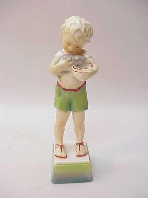 VINTAGE ROYAL WORCESTER FIGURINE~FRIDAYS CHILD DOUGHTY  