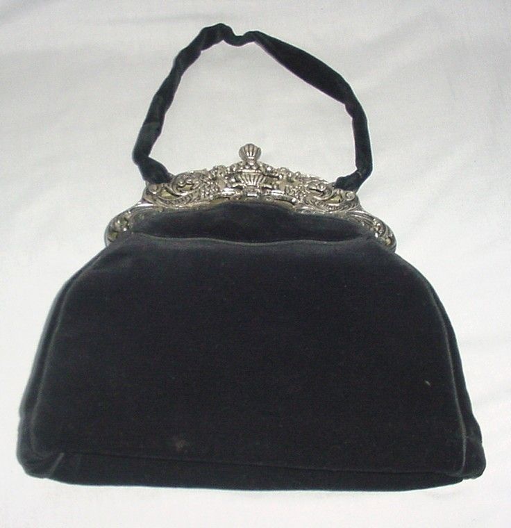 ANTIQUE SILVER 800 FRAME BLACK VELVET PURSE NIGHT BAG  