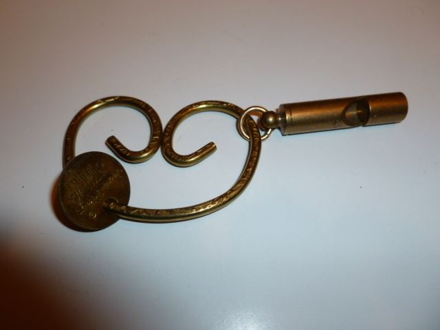   Whistle Jean Ring solid Brass from 1970s Key Rings Retro Levis