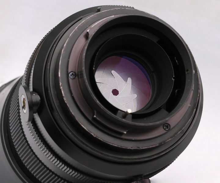 Carl Zeiss Jena DDR MC Sonnar T* 180mm F/2.8 2.8/180 180 Lens For 