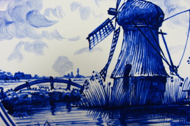 e631a WINDMILL ON DELFT BLUE TILE (1)  