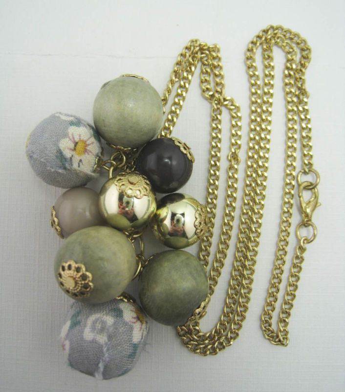 Vintage Style Dangling Sage Grey Bead Lariat Necklace  