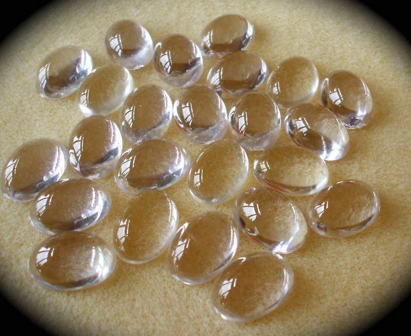 24 18X13MM CLEAR MAGNIFYING BUBBLE CHARMS X 7 1  