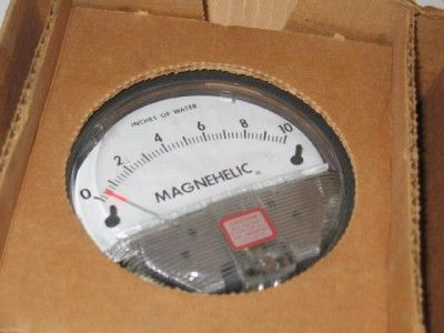 DWYER #2010 C MAGNEHELIC PRESSURE SWITCH GAGE  