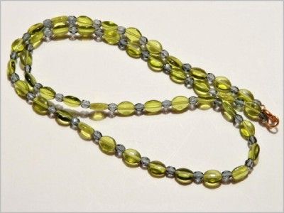 CZECH VINTAGE GREEN CUT CRYSTAL GLASS BEADS NECKLACE  