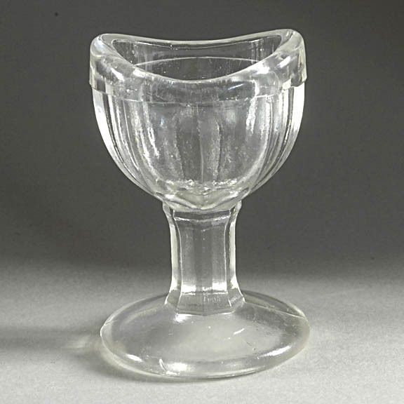 Antique MEDICAL GLASS Eye BATH CUP Clear Octagonal 19C  
