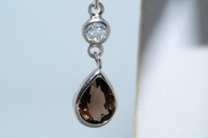 00CT SMOKY TOPAZ & SPINEL 2 STONE EARRINGS  