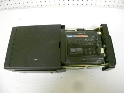 Sony Digital Video Cassette Recorder GV D200 with Metal Case  