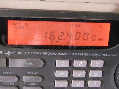 Radio Shack Pro 2036 200 channel police scanner 29 956 MHz w/extras 