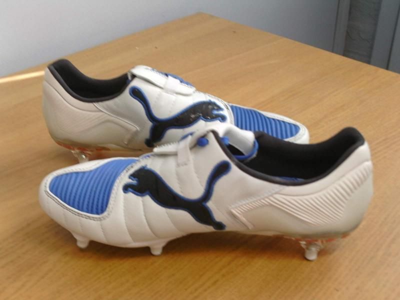 NEW PUMA V KONSTRUKT III SG FOOTBALL BOOTS RARE UK 8 @  