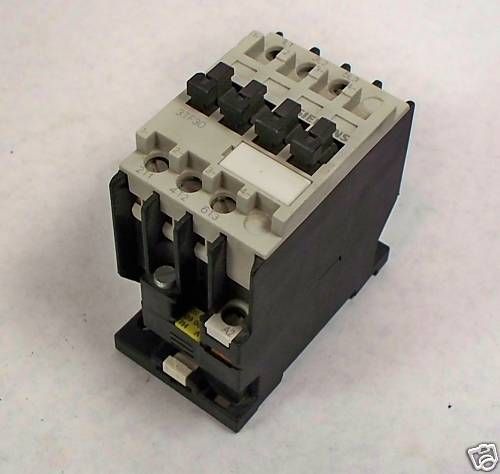 SIEMENS 3TF3000 0A Non Reversing Contactor  WOW   