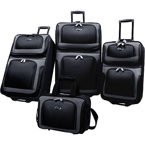 Traveler New Yorker 4 Piece Luggage Set   Black  